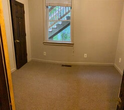 141 3rd St, Unit 1 in Bangor, ME - Building Photo - Building Photo