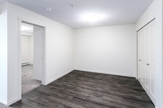 Heritage Valley Apartments in Edmonton, AB - Building Photo - Interior Photo
