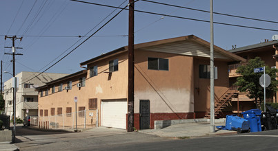 901 Centennial St in Los Angeles, CA - Building Photo - Building Photo