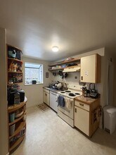 525 E Pleasant St in Amherst, MA - Building Photo - Building Photo