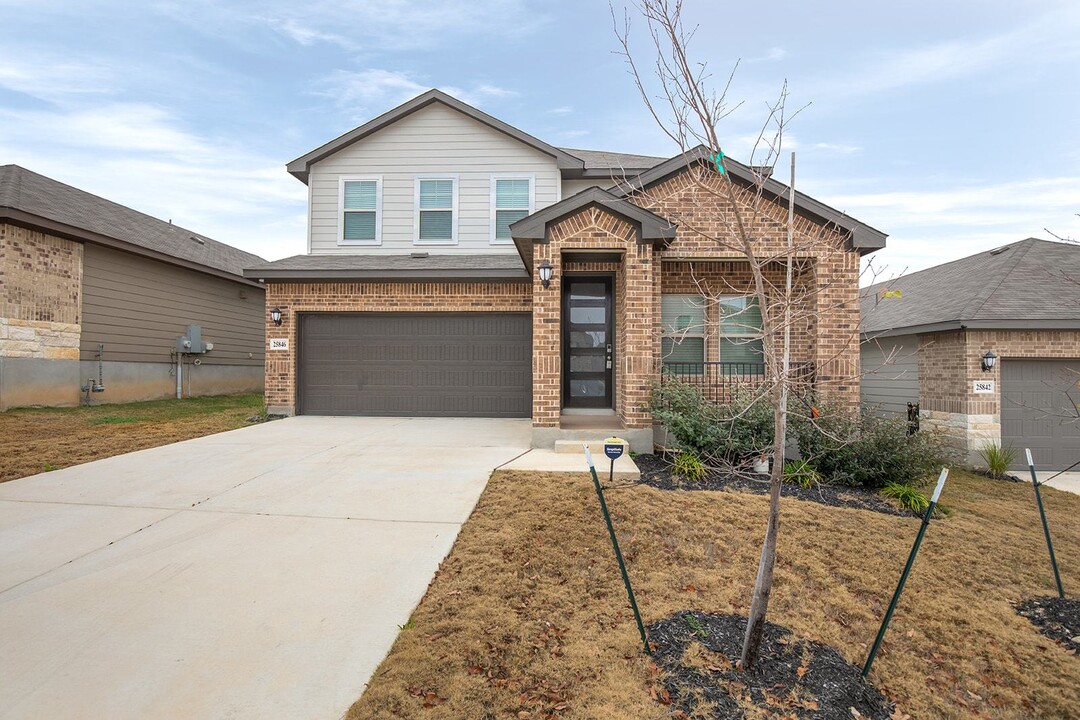 25846 Posey Dr in Boerne, TX - Building Photo