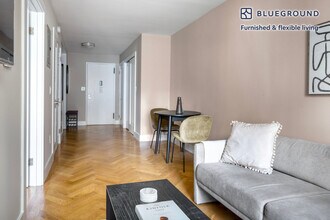 160 E 88th St in New York, NY - Building Photo - Building Photo