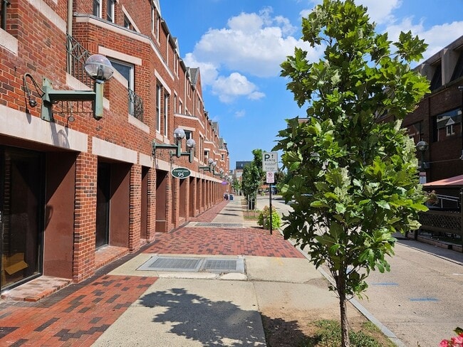 property at 95 Audubon St