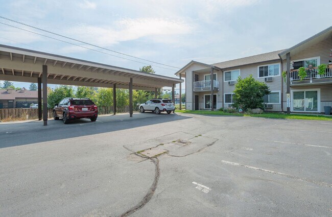 103 Prospect St, Unit A in Leavenworth, WA - Foto de edificio - Building Photo