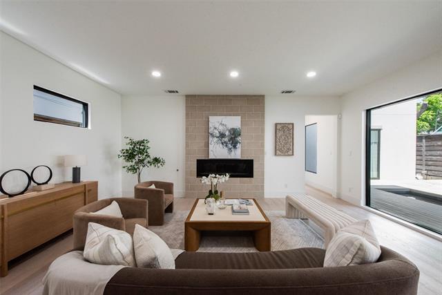 6443 Kenwood Ave in Dallas, TX - Building Photo - Building Photo