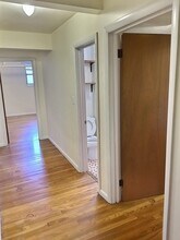 223 Saint Paul St, Unit B in Brookline, MA - Building Photo - Building Photo