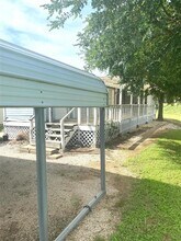 125 Kellar Rd in Smithville, TX - Building Photo - Building Photo