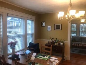 60 Hamilton St, Unit 1 in Medford, MA - Building Photo - Building Photo