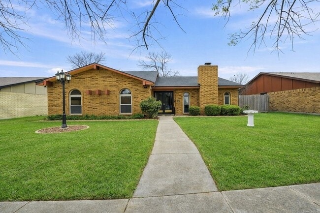 property at 2102 Lewis Trail