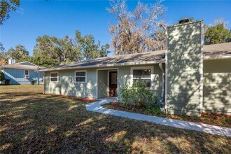 7604 SW 56th Ave in Gainesville, FL - Building Photo - Building Photo