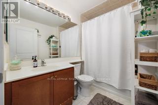 90 Absolute Ave in Mississauga, ON - Building Photo - Building Photo