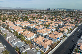 Spring Oaks Village in Las Vegas, NV - Building Photo - Building Photo