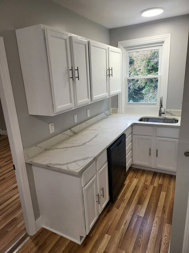 116 Webster St, Unit #2