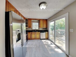 215 Simpson Dr NE in Kennesaw, GA - Building Photo - Building Photo