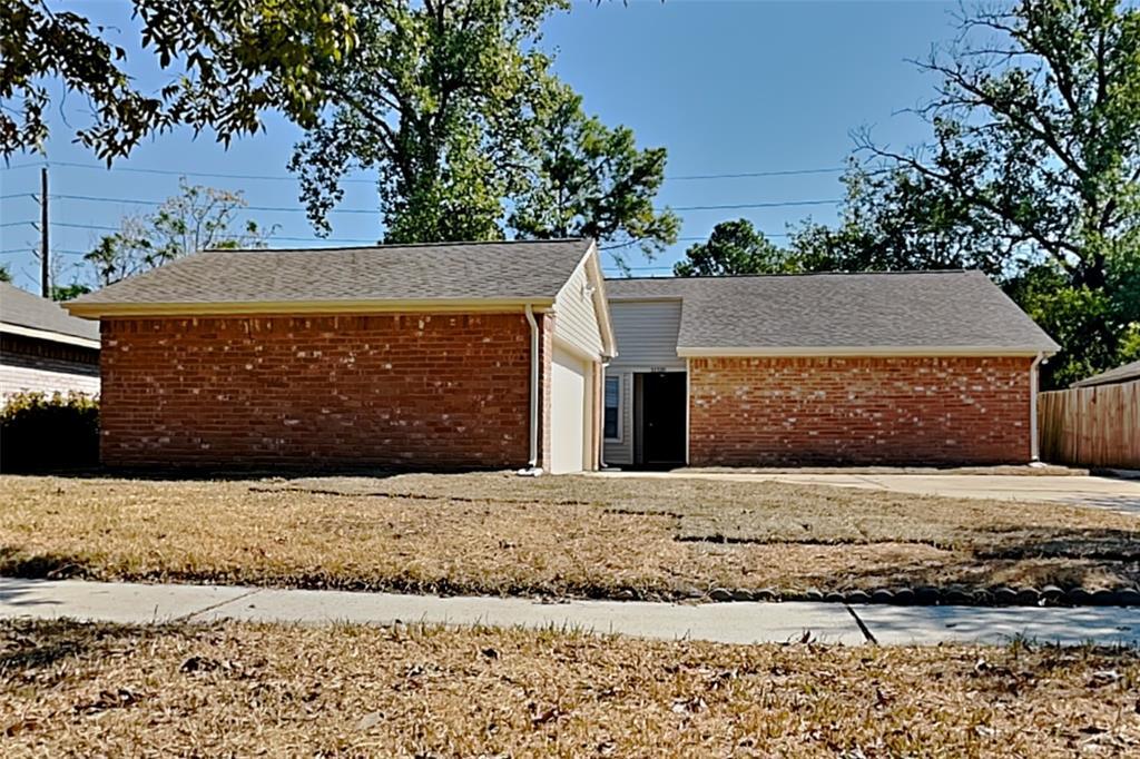 11510 Loyola Dr in Cypress, TX - Building Photo