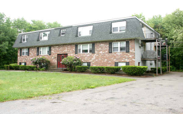 29 Sherman St in Foxboro, MA - Building Photo - Building Photo