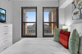 520 12th St S in Arlington, VA - Building Photo - Building Photo