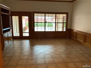 6 Kiwi Ave in McAllen, TX - Building Photo - Building Photo