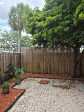 6528 SW 41st Ct in Davie, FL - Building Photo - Building Photo