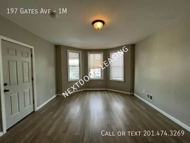197 Gates Ave in Jersey City, NJ - Building Photo - Building Photo