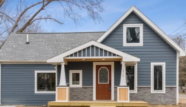 2677 17th Ave E in North St. Paul, MN - Foto de edificio