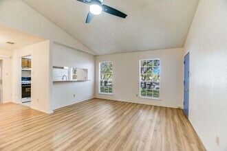 11948 Sunhillow Bend in Austin, TX - Building Photo - Building Photo