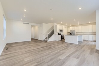 24756 E Evans Dr in Aurora, CO - Building Photo - Building Photo