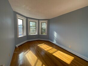 1625 Commonwealth Ave in Boston, MA - Foto de edificio - Building Photo