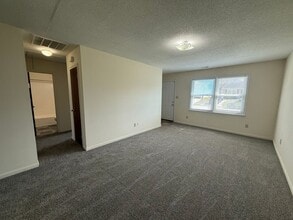 204 Appaloosa Dr in Jacksonville, NC - Building Photo - Building Photo