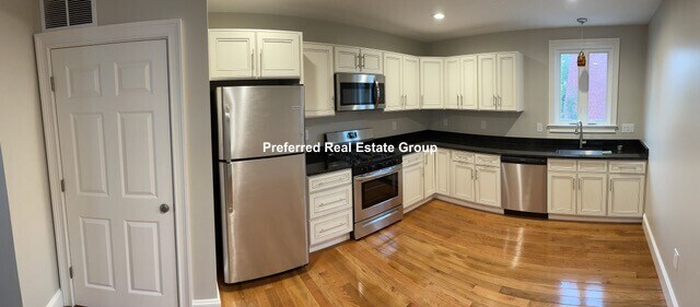 15 Dix St in Boston, MA - Building Photo