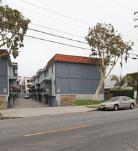 1910-1912 Grismer Ave in Burbank, CA - Building Photo - Building Photo