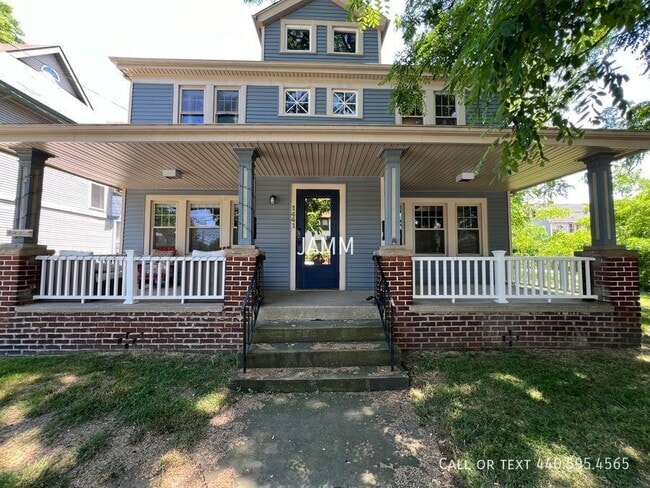 property at 1441 W 58th St