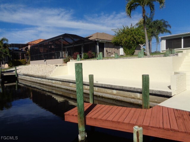 2106 SW 51st St in Cape Coral, FL - Building Photo
