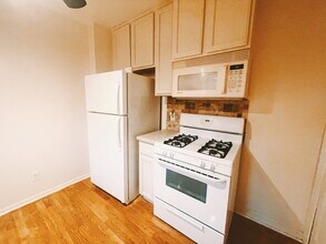 1212 Briargate Ave in Joliet, IL - Building Photo - Building Photo