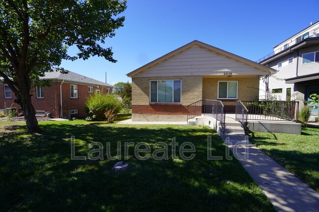 property at 2015 Lowell Blvd