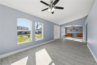 1134 NE 4th Pl in Cape Coral, FL - Building Photo - Building Photo