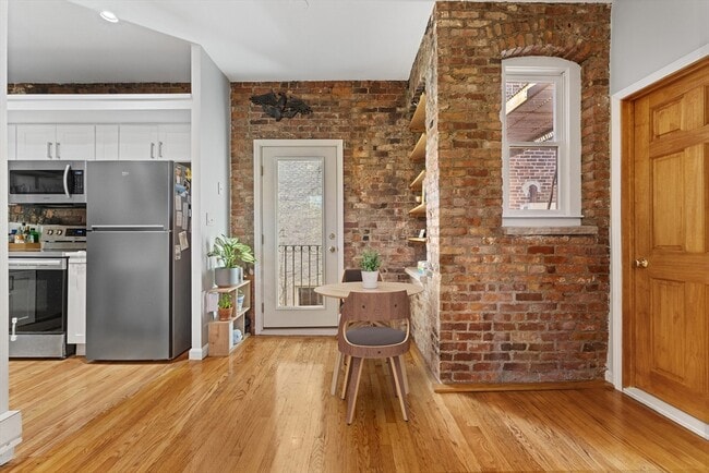 property at 84 W Concord St