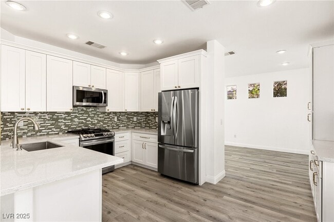 3030 Paseo Hills Way in Henderson, NV - Building Photo - Building Photo