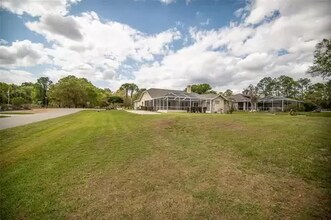 8725 Scandinavia Blvd in Lakeland, FL - Foto de edificio - Building Photo