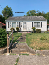 3119 Clearview St in Knoxville, TN - Building Photo - Building Photo