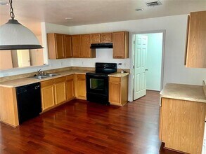 2533 Grand Gulf Rd in Fort Worth, TX - Building Photo - Building Photo
