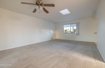 11417 N 103rd Ave in Sun City, AZ - Building Photo - Building Photo
