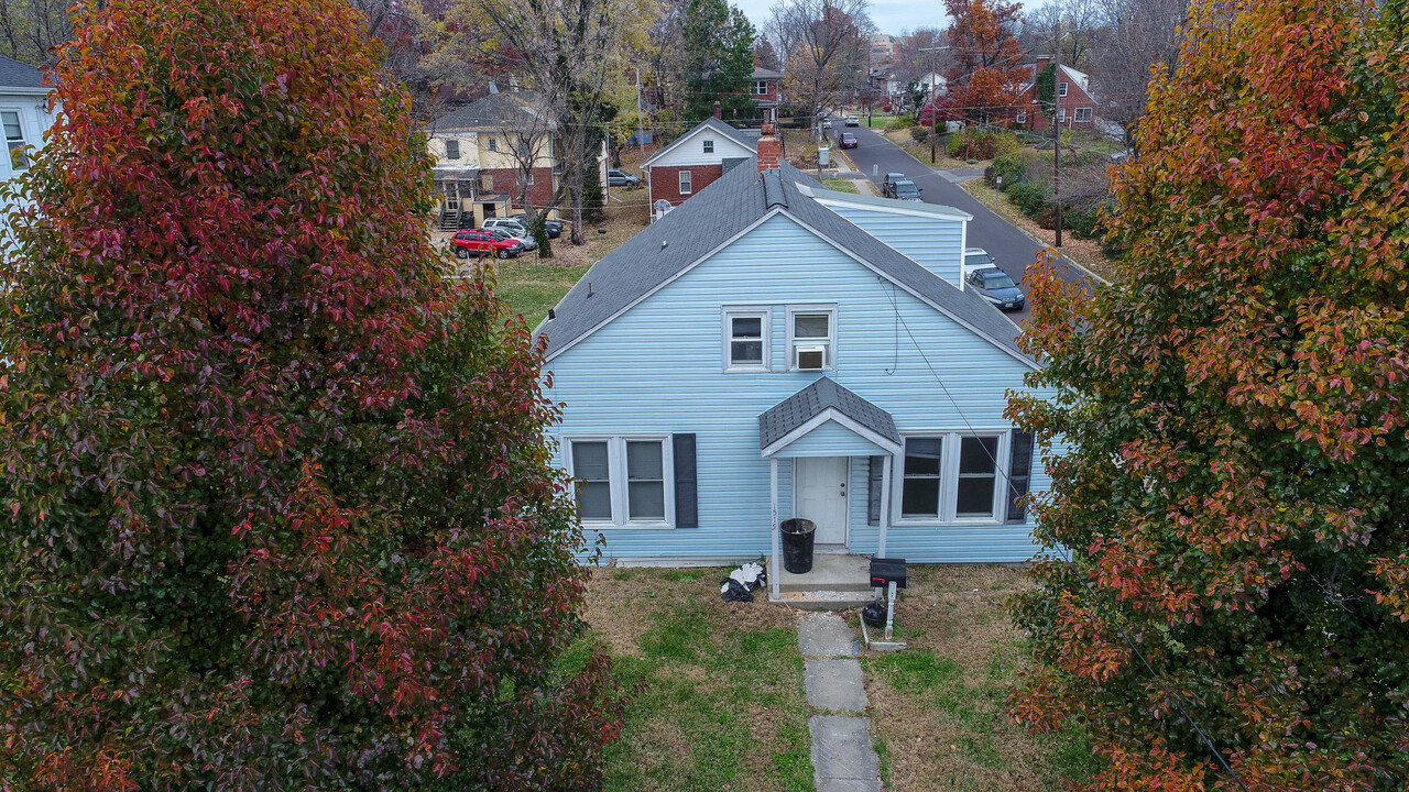 1515 Bouchelle Ave in Columbia, MO - Building Photo