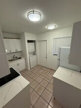 9203 NW 38th Dr in Coral Springs, FL - Building Photo - Building Photo