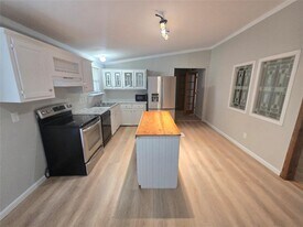 185 S Valley Dr in Georgetown, TX - Building Photo