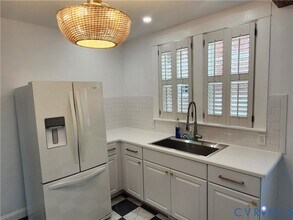 4810 Grove Ave in Richmond, VA - Building Photo - Building Photo