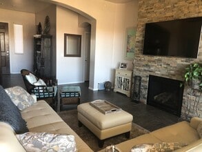 4205 Sommerset Arc in Las Cruces, NM - Building Photo - Building Photo
