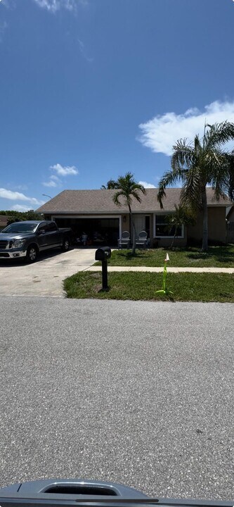 1808 Banyan Creek Cir N in Boynton Beach, FL - Building Photo
