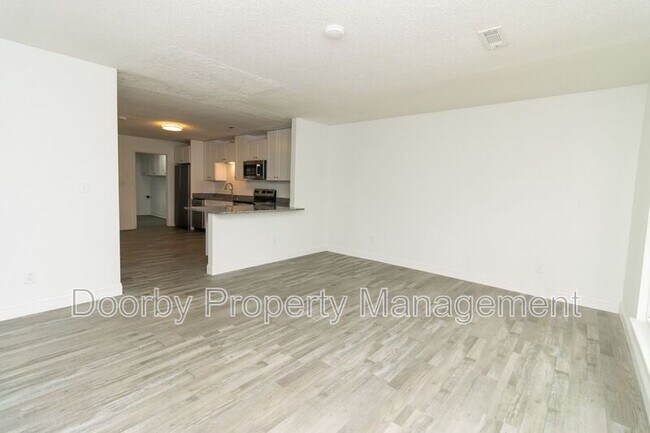 4831 Bonny Lake Ln in Chattanooga, TN - Foto de edificio - Building Photo