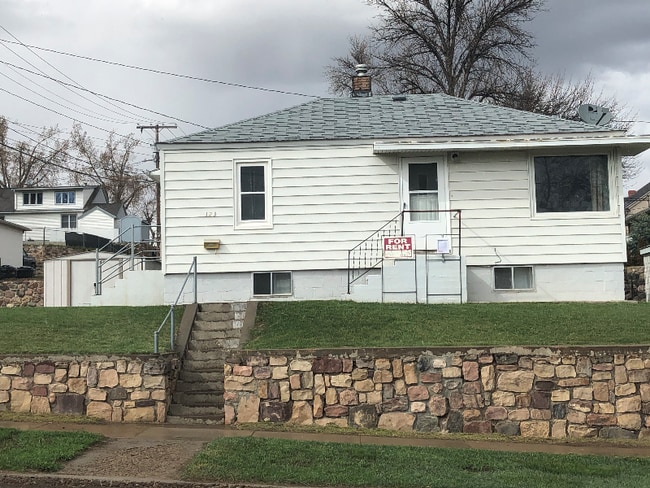 property at 123 9th St